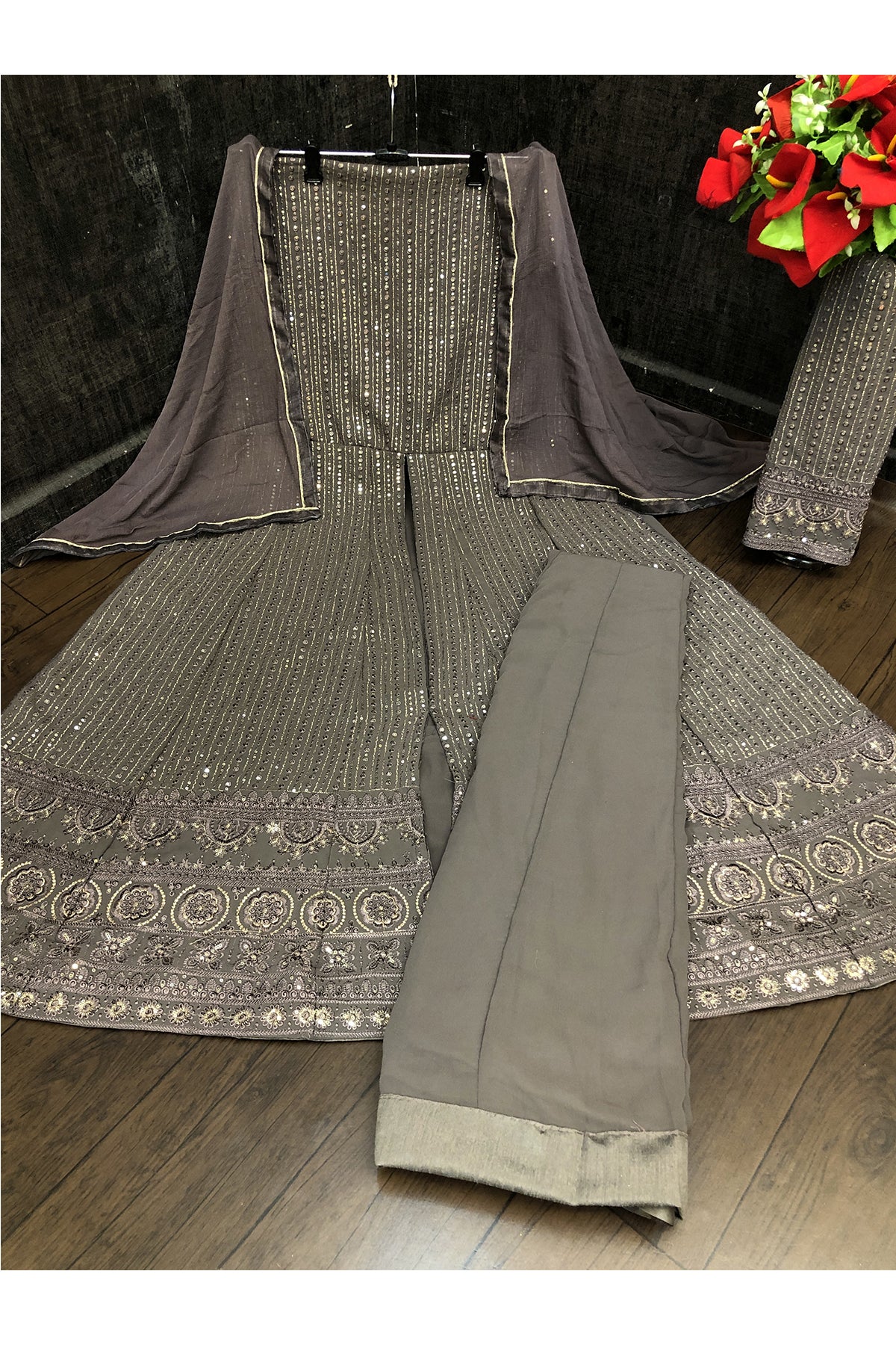 SHAFNUFAB Women's Georgette Ethnic Wear for WomenSemi StitchedSalwarSuit SF201462 Diwali Outfit Bridal Grey Colour Indian CasualWearSalwarSuit IN Eid