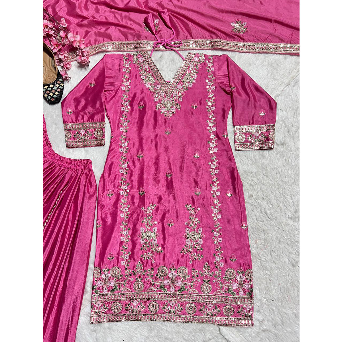 SHAFNUFAB WOMEN'S Chiffon Stiched Suit (SF251162-M SIZE Pink Medium )