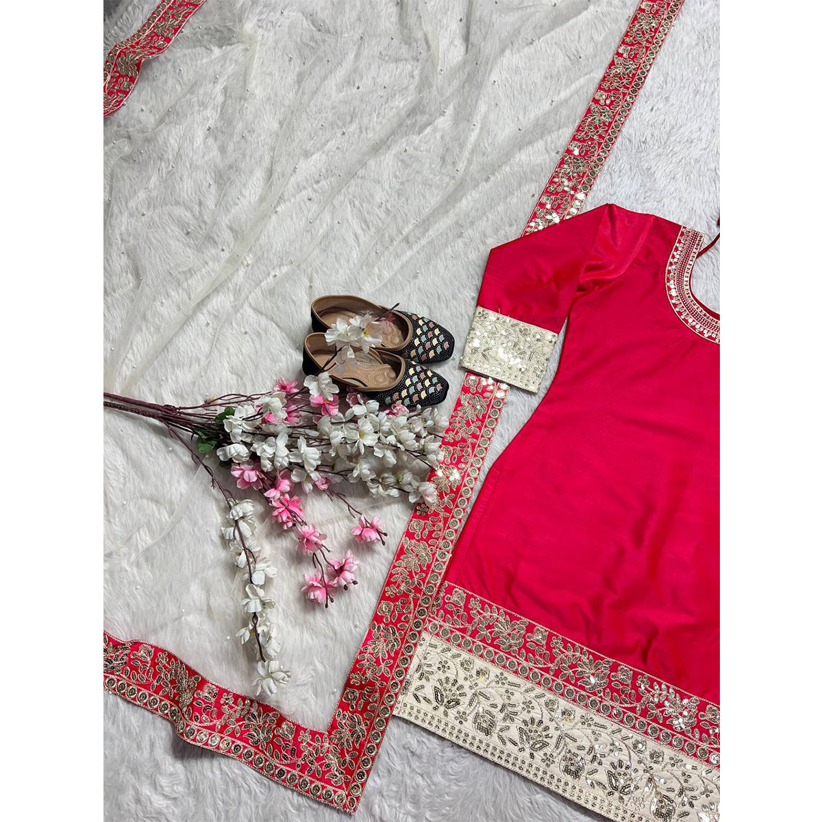 SHAFNUFAB WOMEN'S Georgette Stiched Suit (SF251171-M SIZE Red Medium )