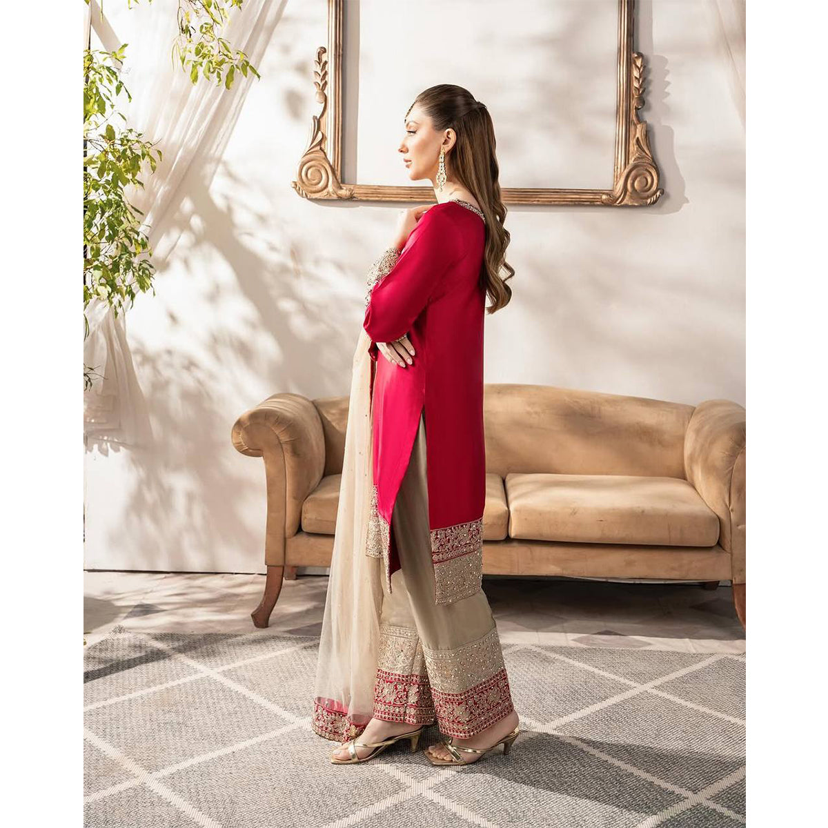 SHAFNUFAB WOMEN'S Georgette Stiched Suit (SF251171-M SIZE Red Medium )