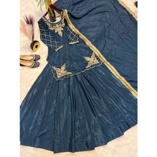 SHAFNUFAB WOMEN'S Georgette Stiched Suit (SF251187-M SIZE Blue Medium )