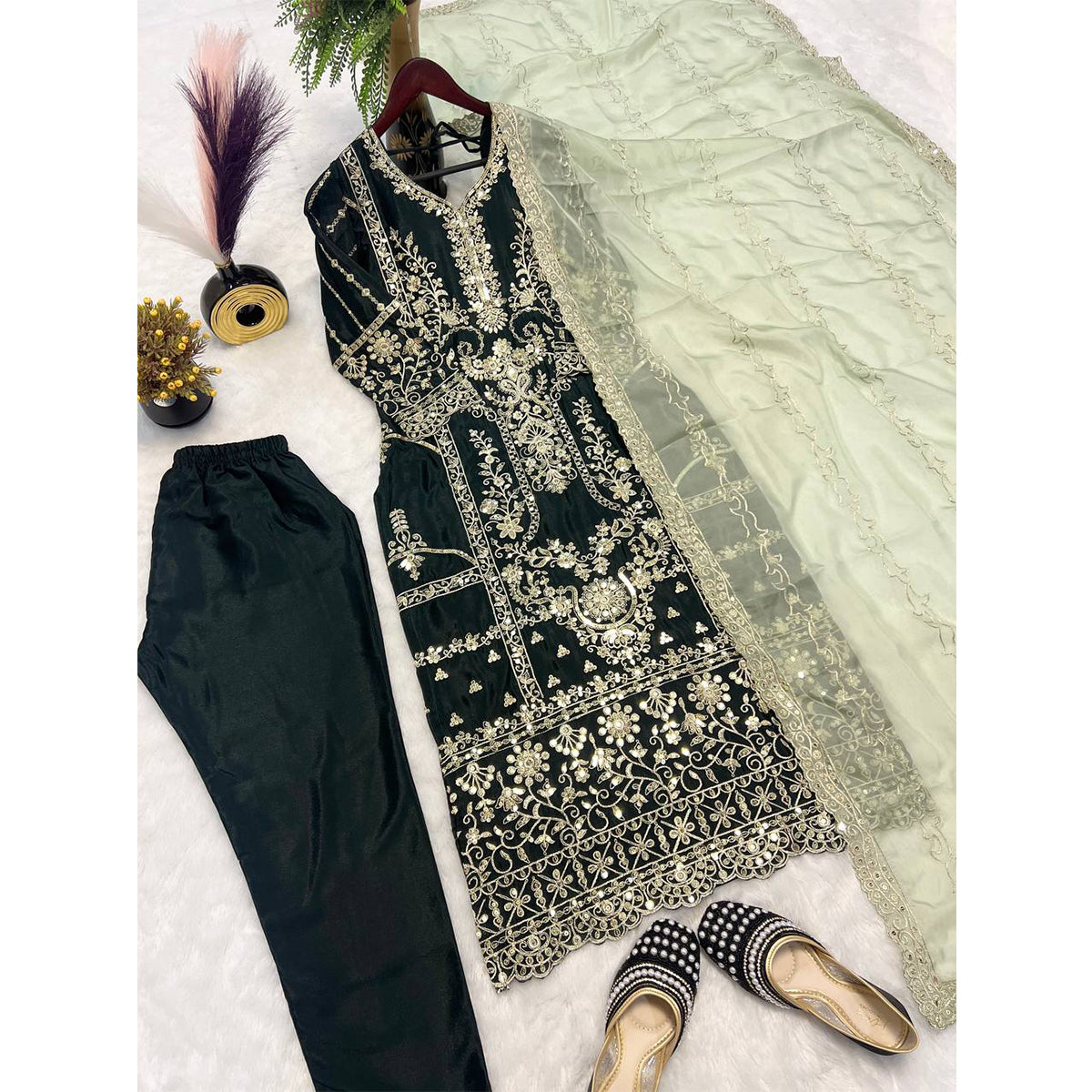 SHAFNUFAB WOMEN'S Georgette Stiched Suit (SF251189-M SIZE Dark Green Medium )
