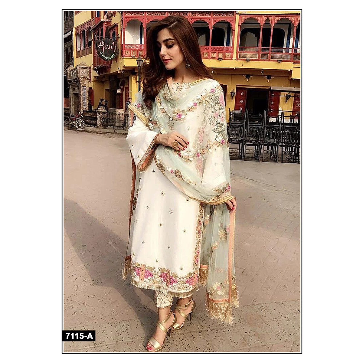 Shafnufab White Straight Cut Salwar Kameez