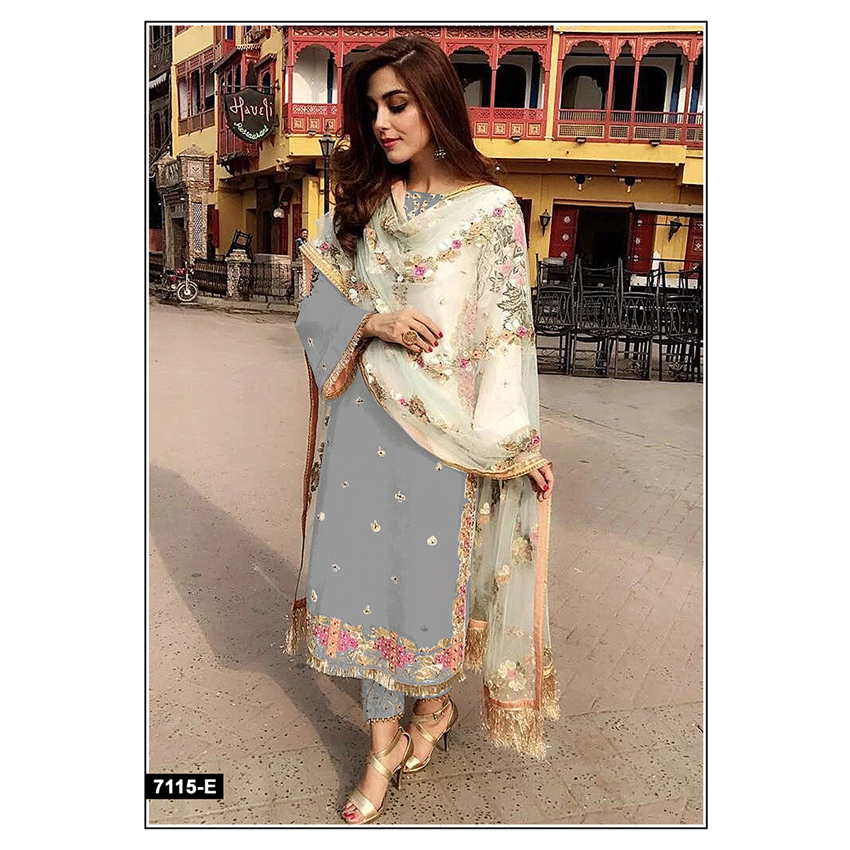 Shafnufab Grey Straight Cut Salwar Kameez