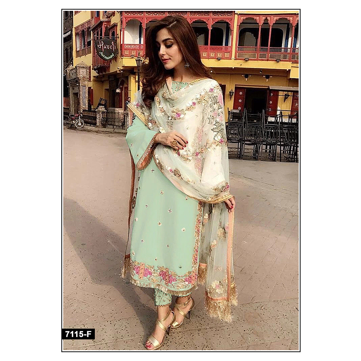 Shafnufab Green Straight Cut Salwar Kameez