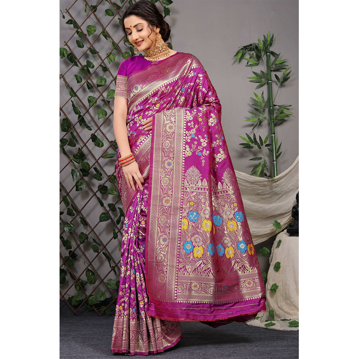 Shafnufab Women's Banarasi Silk Saree With Blouse In Purple