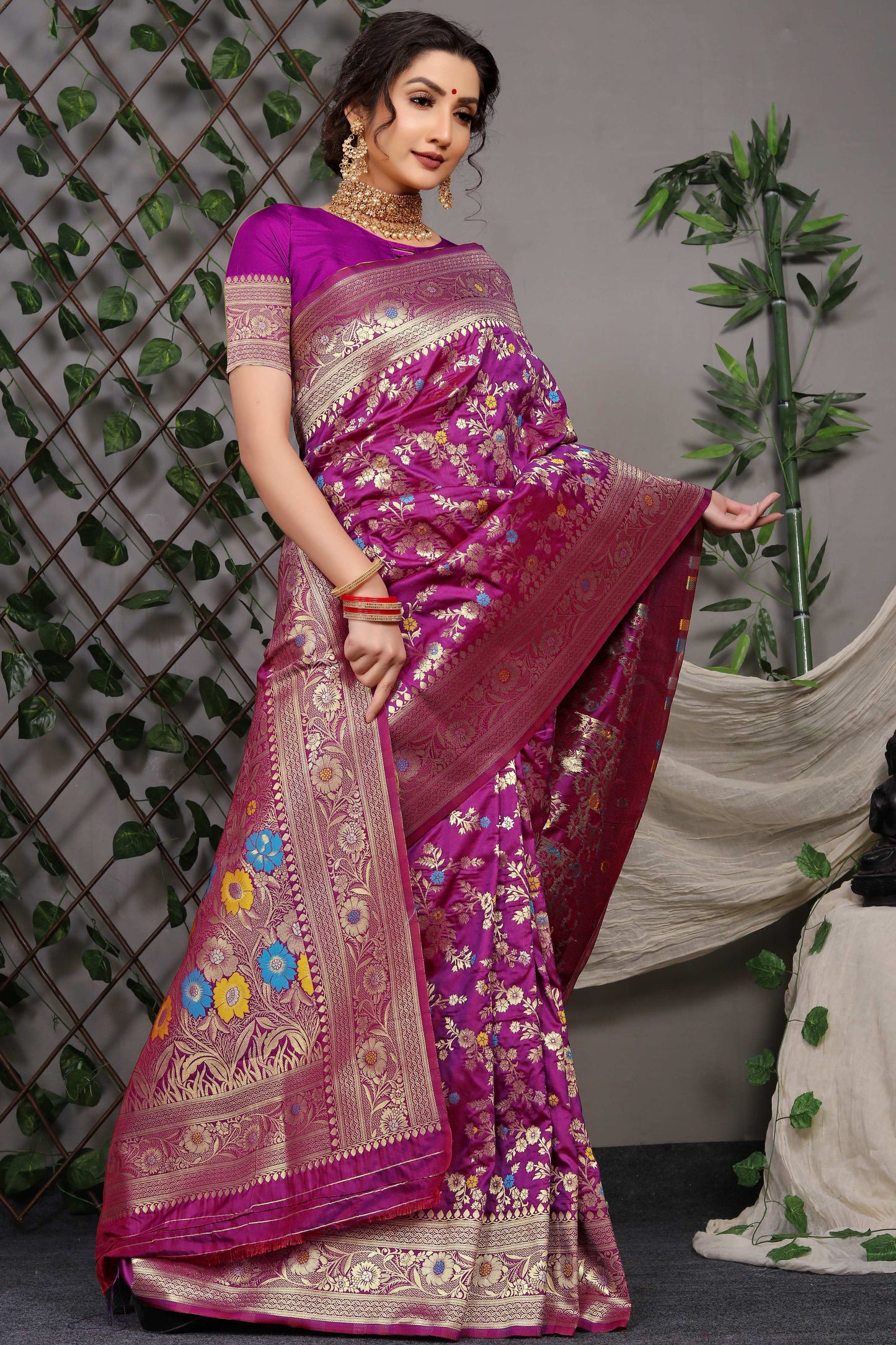 Shafnufab Women's Banarasi Silk Saree With Blouse In Purple