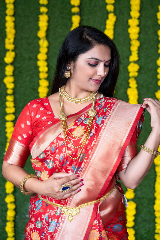 Shafnufab Women's Banarasi Silk Saree With Blouse In Red