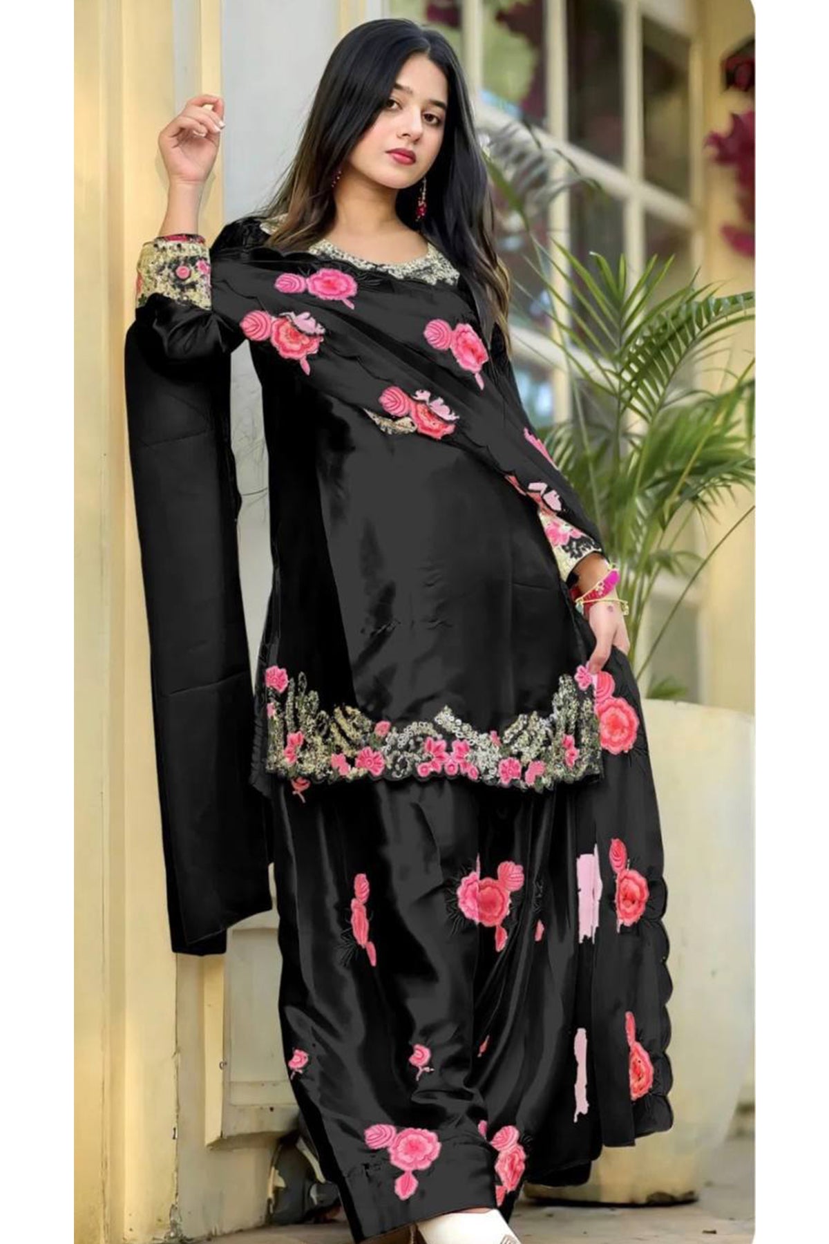 SHAFNUFAB Women's Georgette Ethnic Wear for WomenSemi StitchedSalwarSuit  SF241124