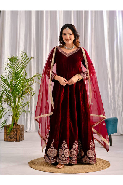 SHAFNUFAB Women's Georgette Ethnic Wear for WomenSemi StitchedSalwarSuit  SF24180