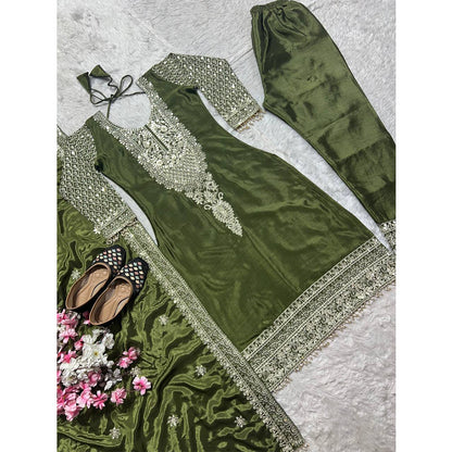 SHAFNUFAB WOMEN'S Georgette Stiched Suit (SF251172-M SIZE Green Medium )