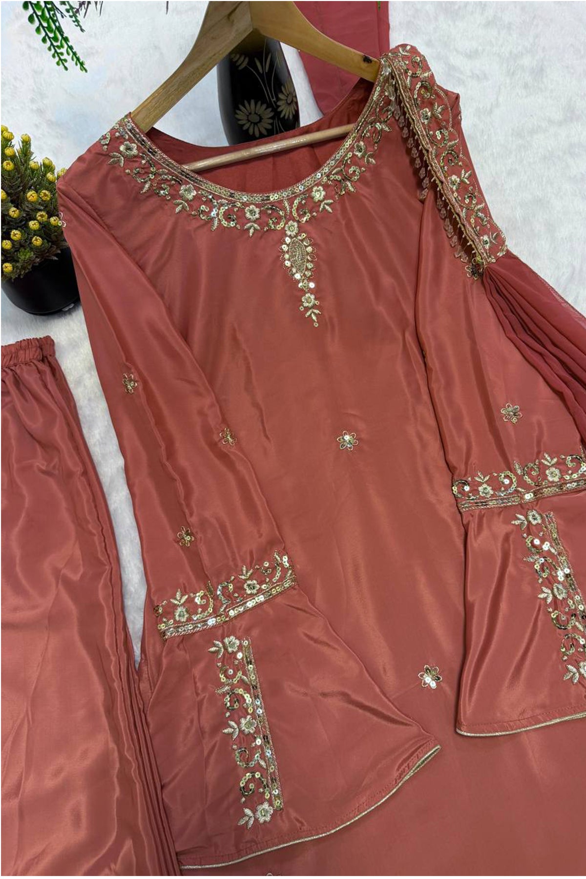 SHAFNUFAB Women's Georgette Ethnic Wear for WomenSemi StitchedSalwarSuit  SF251286