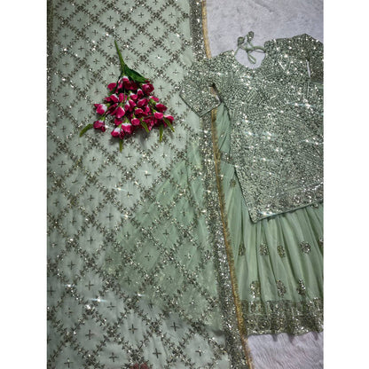 SHAFNUFAB WOMEN'S Georgette Stiched Suit (SF25195-M SIZE Dark Green Medium )
