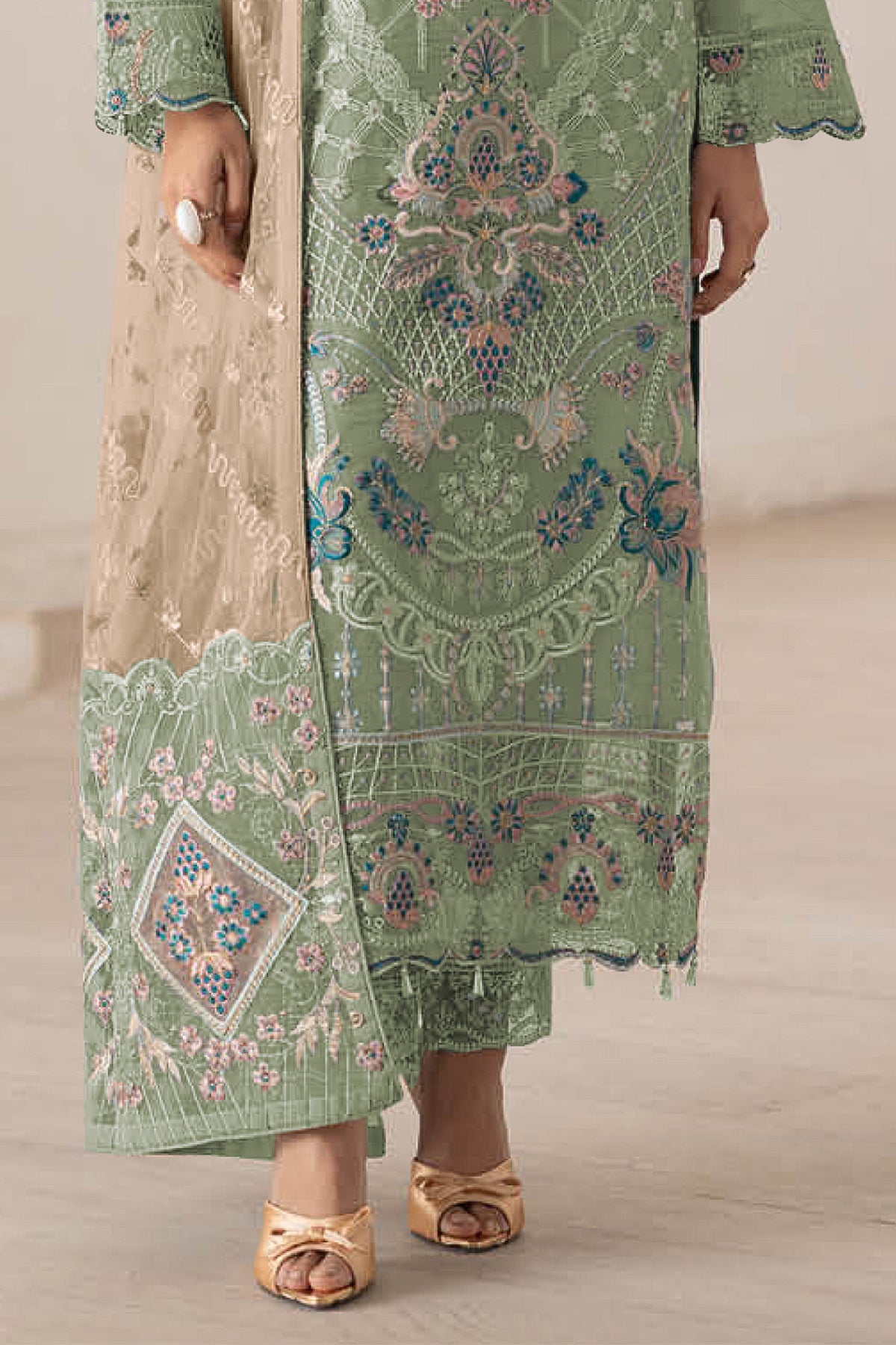 SHAFNUFAB Women's Georgette Ethnic Wear for WomenSemi Stitched PAKISTANI SUIT SF311396