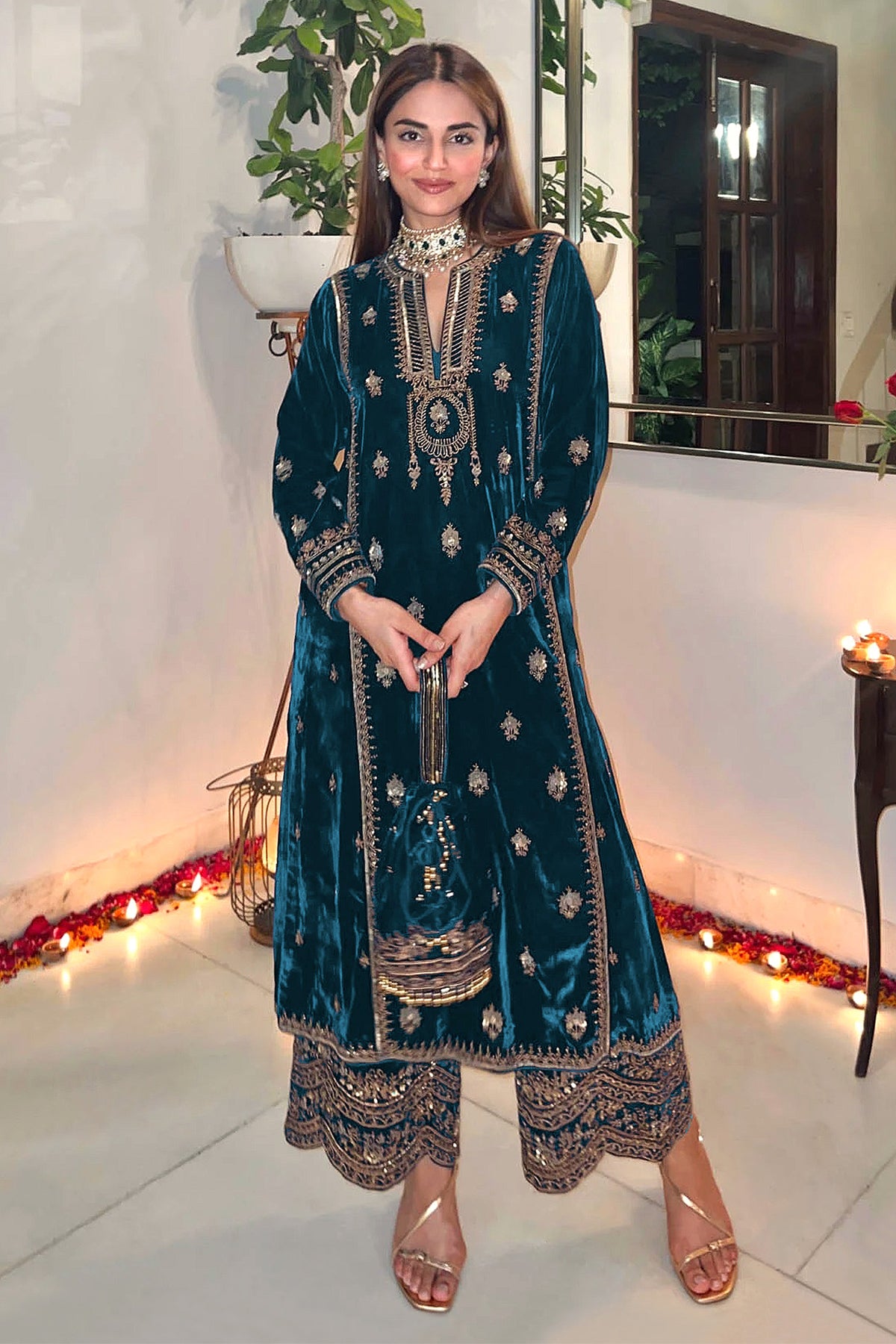 SHAFNUFAB Women's Georgette Ethnic Wear for WomenSemi Stitched PAKISTANI SUIT SF31208
