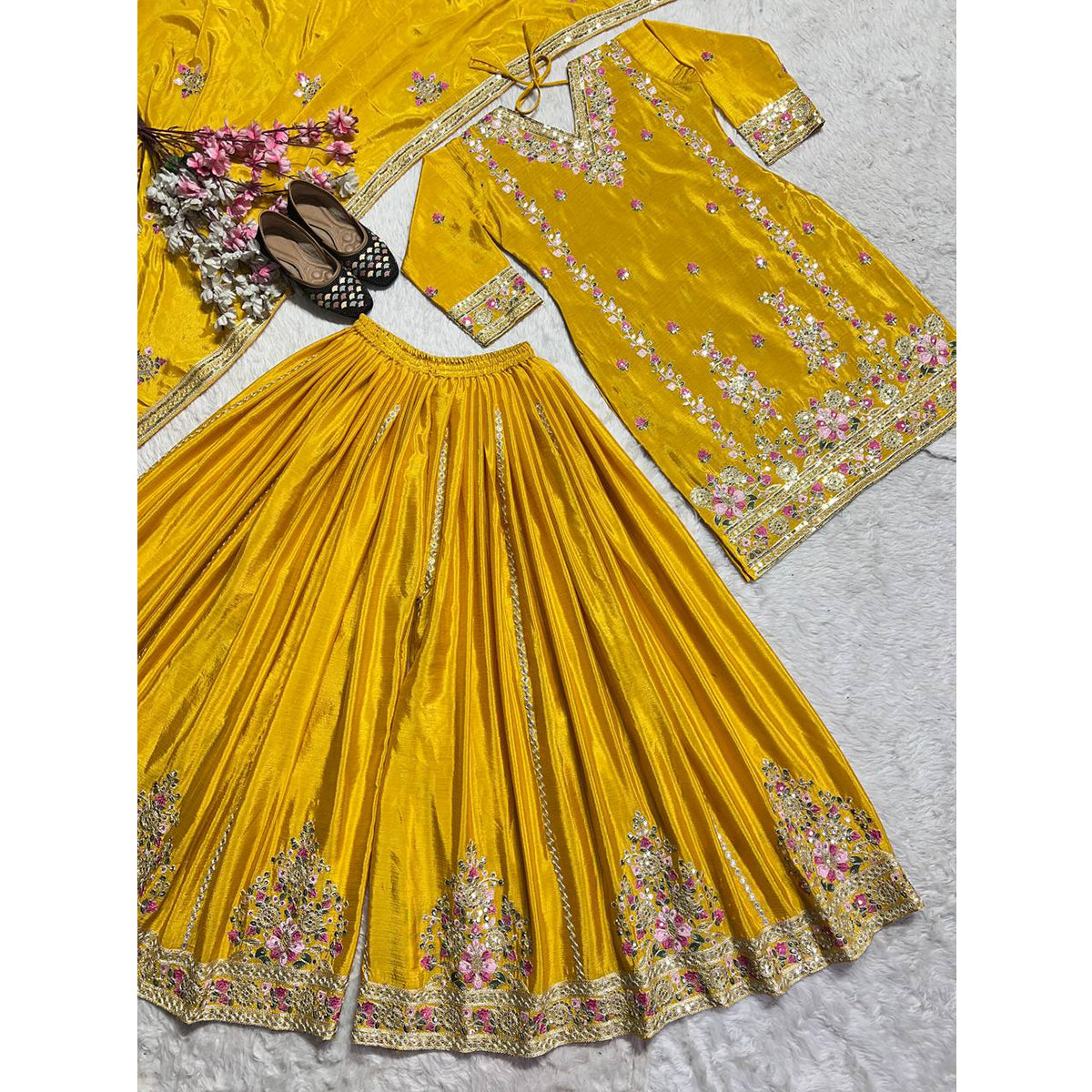 sky blue plazzo , sarara garara sut , plazzo sut , sarara dress party wear under 500 , plazzo suit with jacket , banarsi sarara , new sarara design , sut sarara , punjabi suit plazzo , black sarara suit , new plazzo design , myntra online shopping sarara , suit and sarara , latest sarara design , garara and sarara , suit design plazzo , sarara dress party wear design , pink plazzo suit , green plazzo suit , latest plazzo 