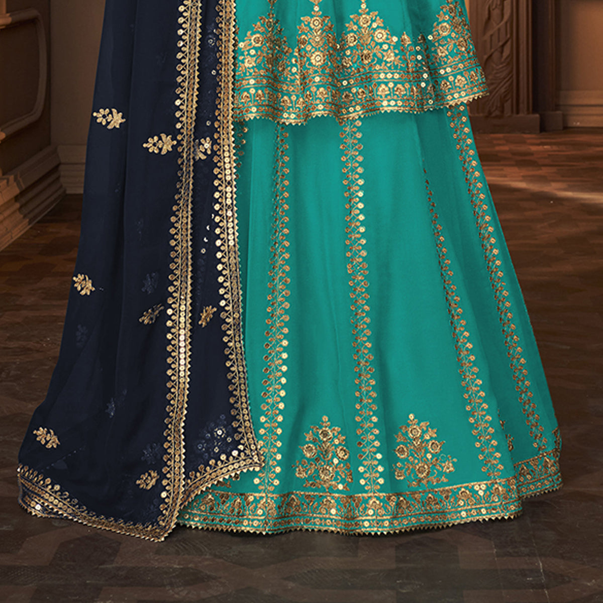 Shafnufab Turquoise Indian Pakistani rich look georgette salwar kameez suit