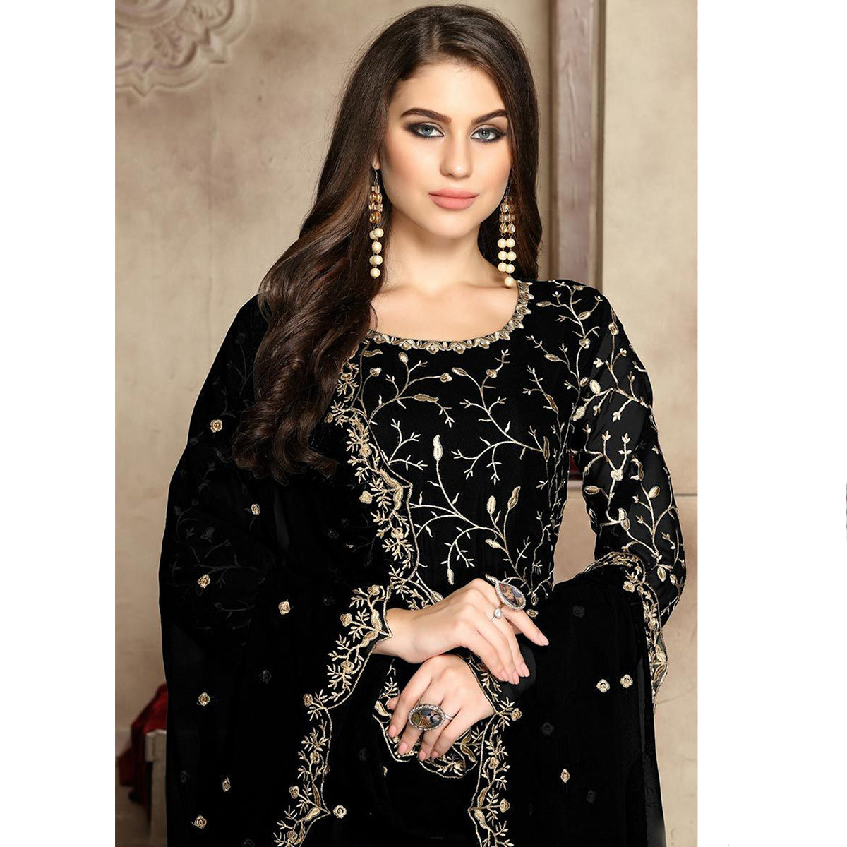 Shafnufab Black Designer Heavy Embroidered Georgette Wedding Anarkali Suit