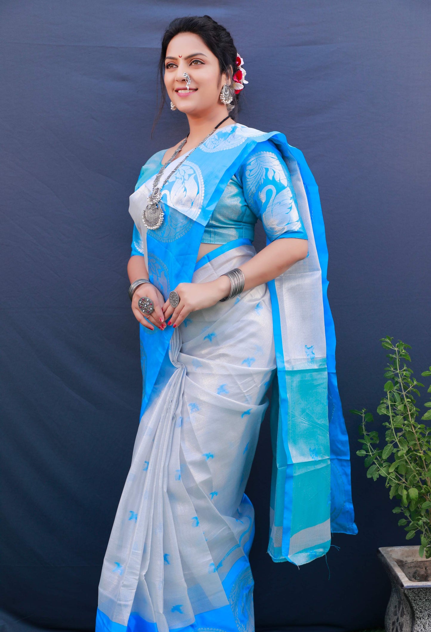 Shafnufab Women's Tissue Silk Saree With Blouse  In  Light Blue