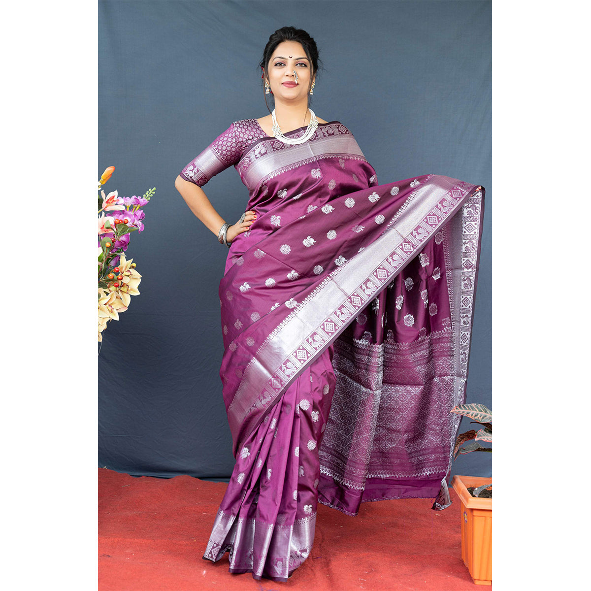 Shafnufab Women's Kanchipuram  Silk  Saree With Blouse  In  Purple