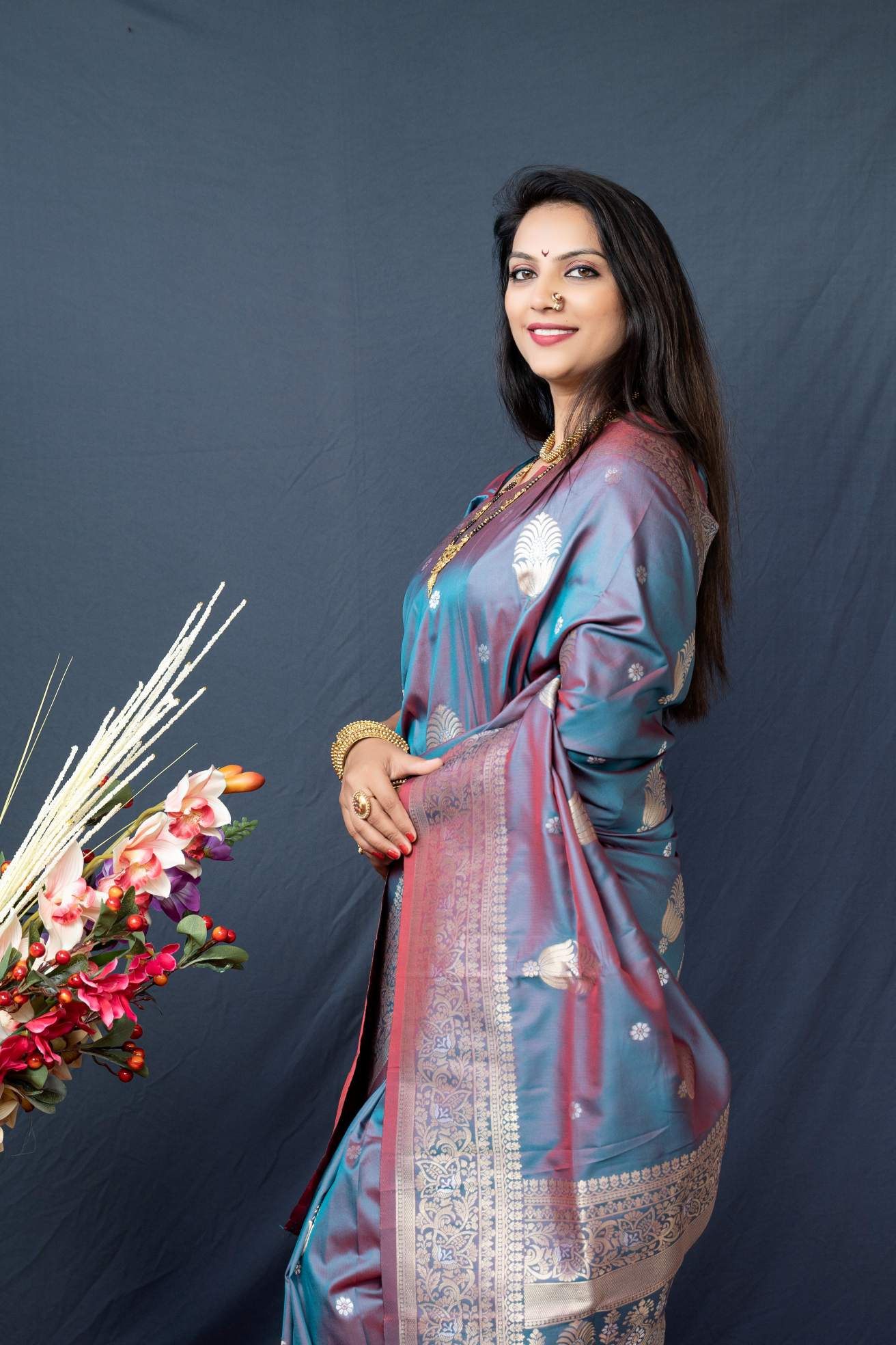 Shafnufab Women's Paithani Silk Saree With Blouse  In  Grey