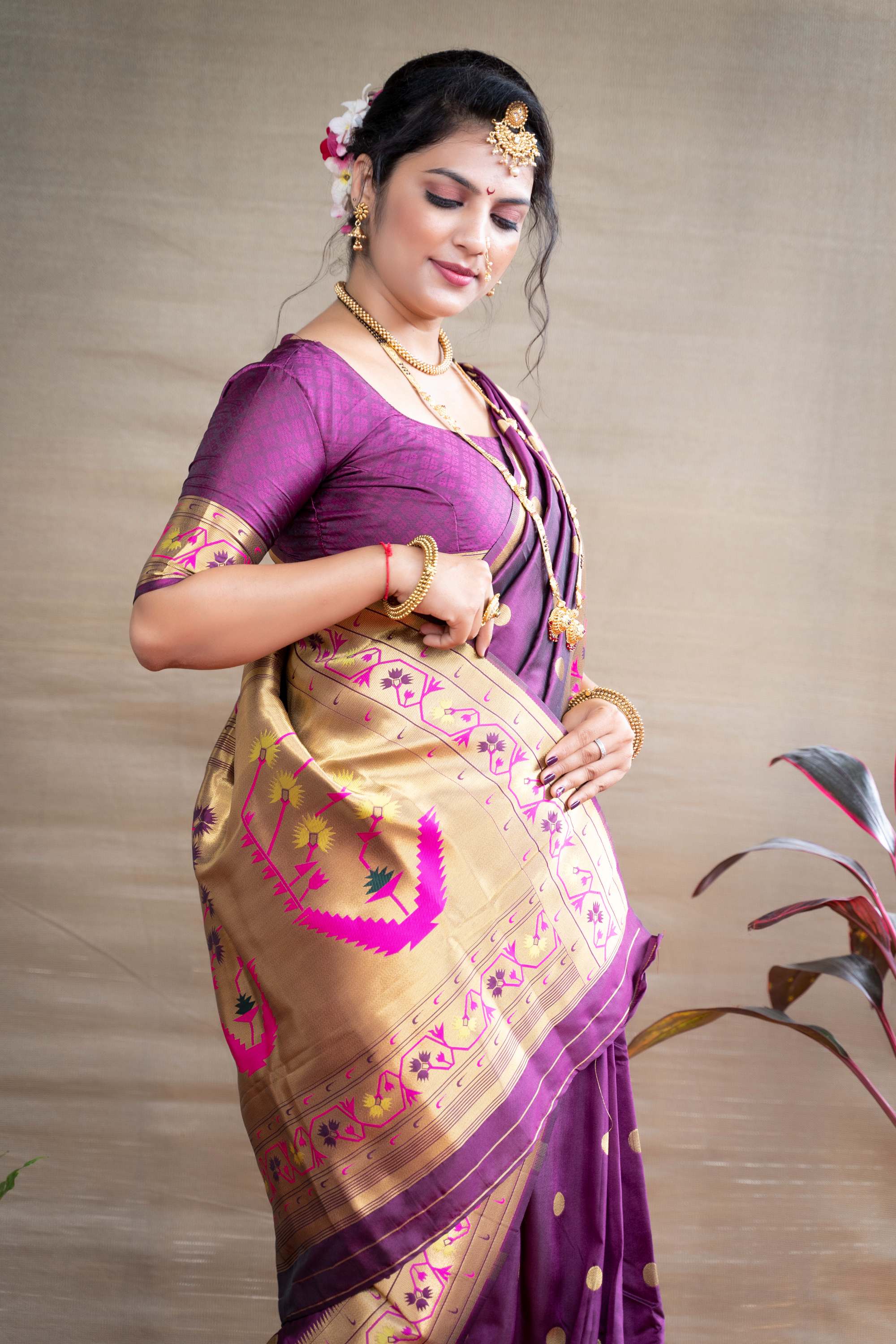 SuperLaxmi Women's Banarasi Silk Ilkal Cotton Saree Maharashtrian Khan Silk  Sari With Blouse Piece (Gold) : Amazon.in: Fashion