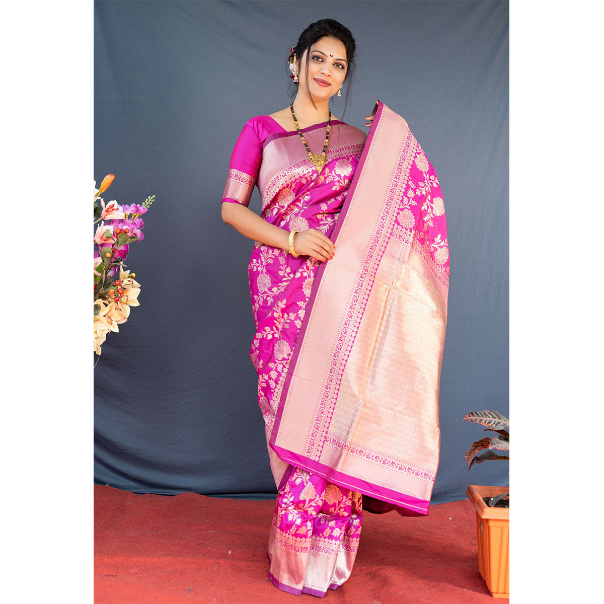 Shafnufab Women's Banarasi Silk Saree With Blouse  In  Pink