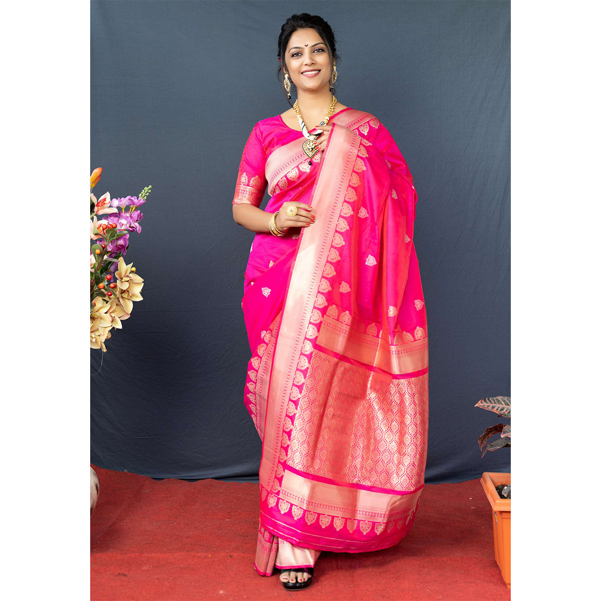 Shafnufab Women's Banarasi Silk Saree With Blouse  In  Pink