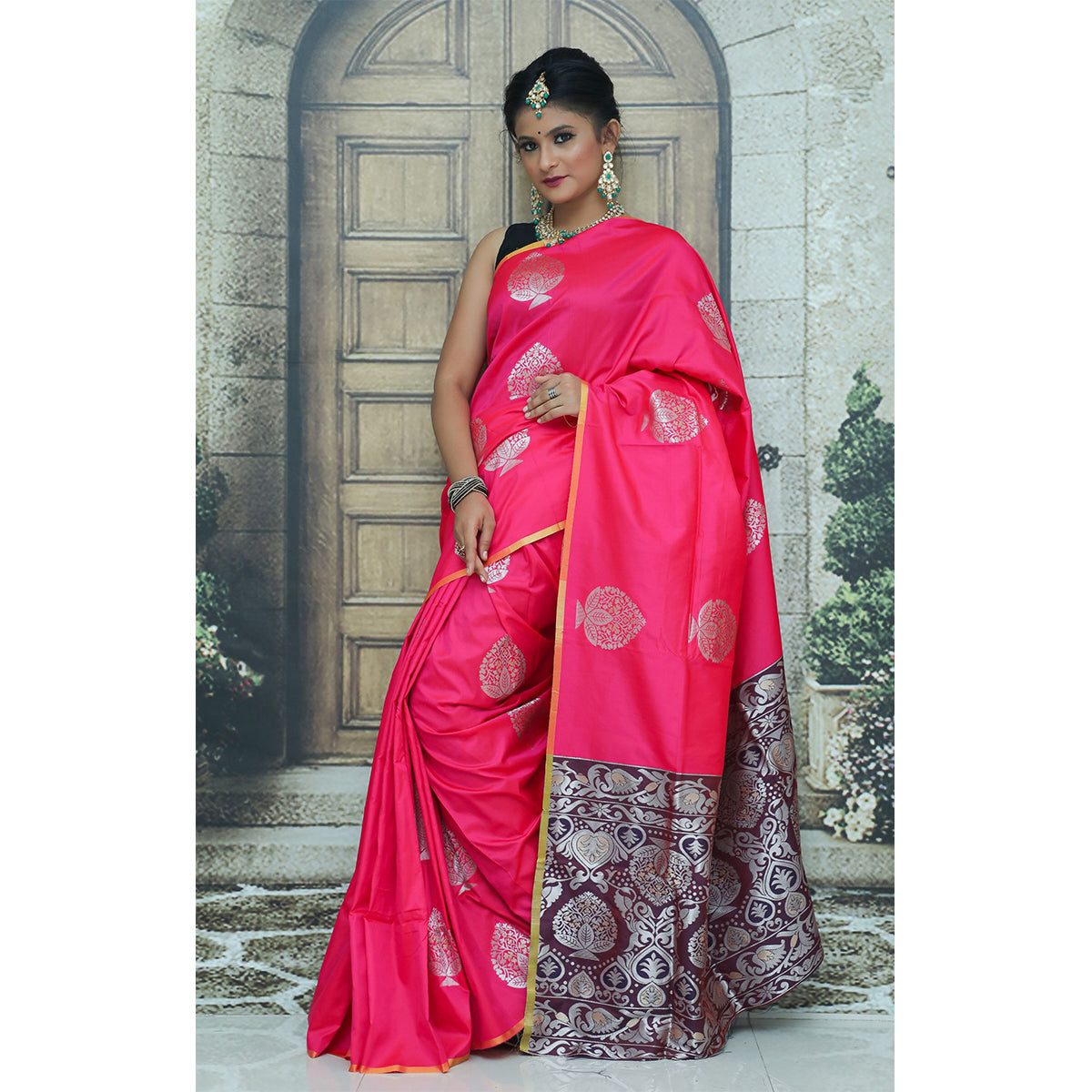 Shafnufab Women's Linene Silk Saree With Blouse  In  Pink