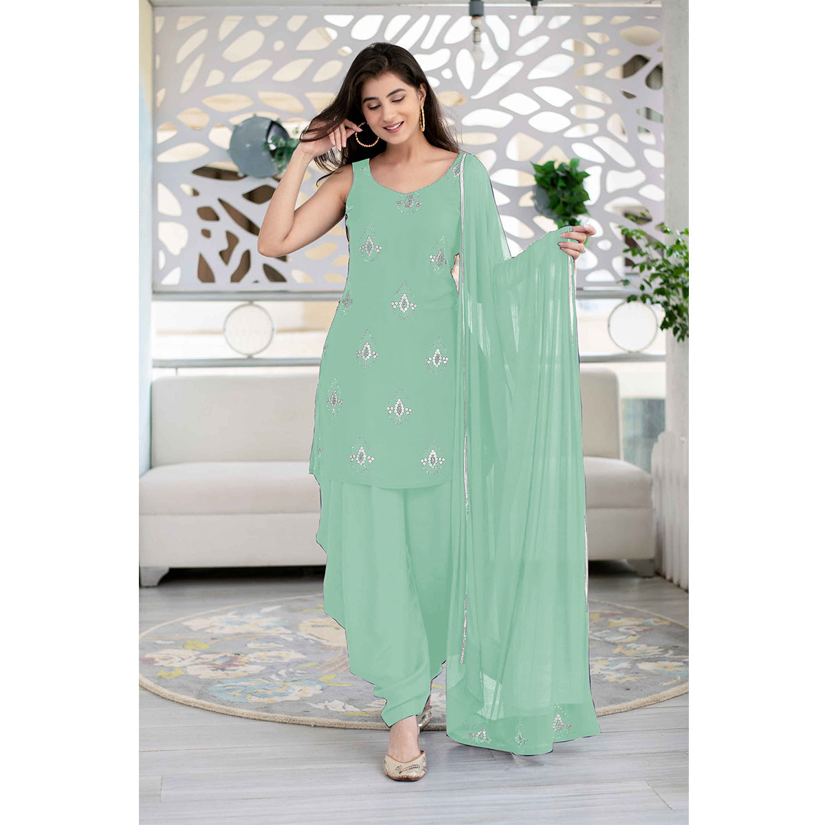 Shafnufab Georgette UnStitched Dress Material Sky blue Patiyala Salwar Suit